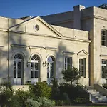 住宿加早餐酒店 La Chartreuse Haut-bailly - Anciennement Chateau Le Pape 4*