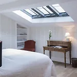 La Chartreuse Haut-bailly - Anciennement Chateau Le Pape Bed & Breakfast 4*