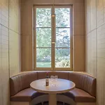La Chartreuse Haut-bailly - Anciennement Chateau Le Pape Bed & Breakfast 4*