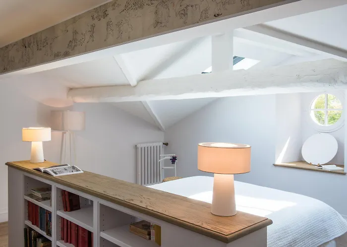 La Chartreuse Haut-bailly - Anciennement Chateau Le Pape Bed & Breakfast