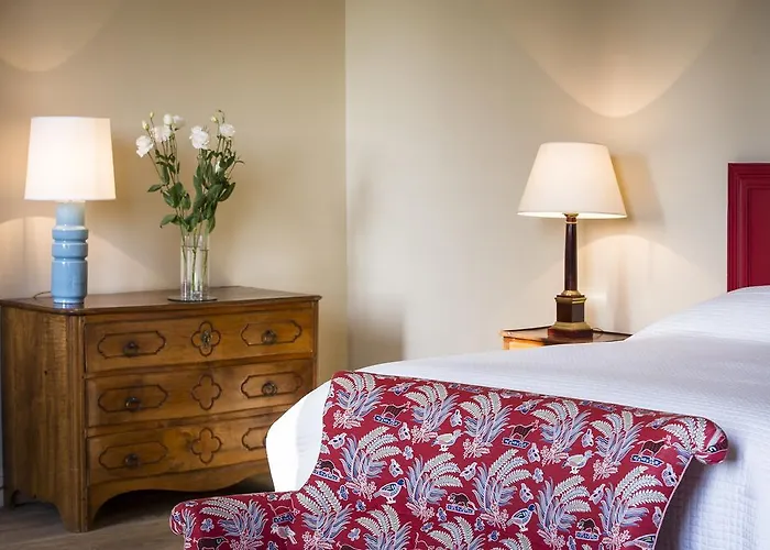 Bed & Breakfast La Chartreuse Haut-bailly - Anciennement Chateau Le Pape Léognan